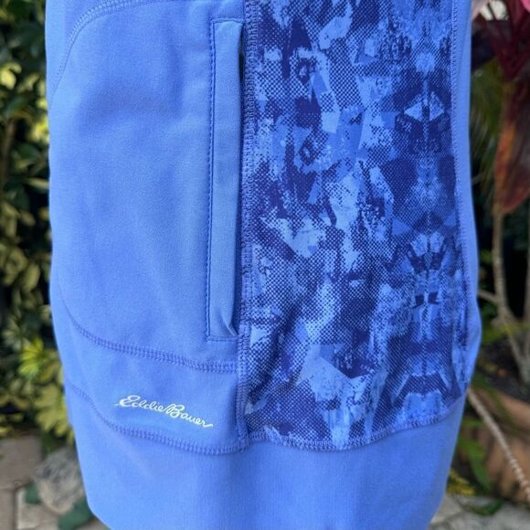 Eddie Bauer Motion Vest (Crocus Blue) - Picture 6 of 10